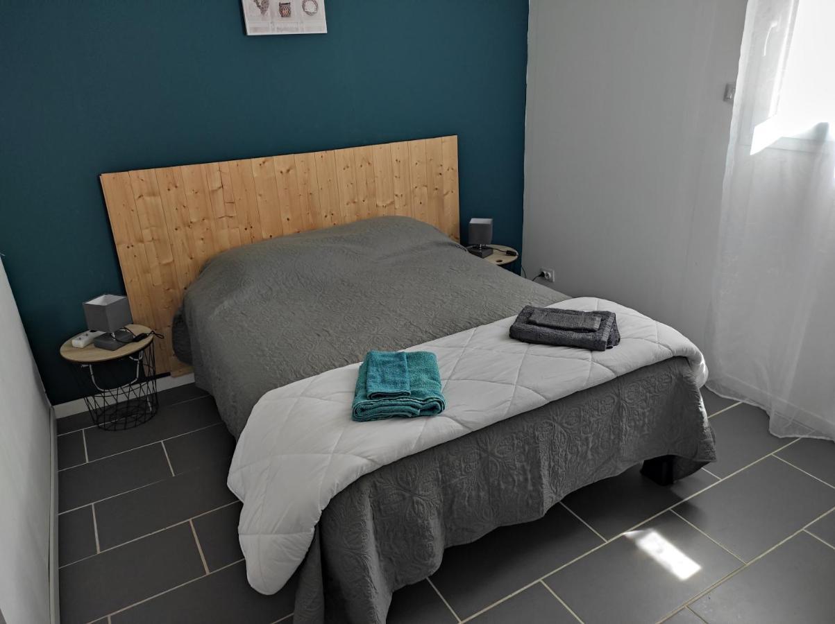 Apartement 'Les Lavandes" Rdc 2Ch - Terrasse Et Parking A Lurs Luaran gambar
