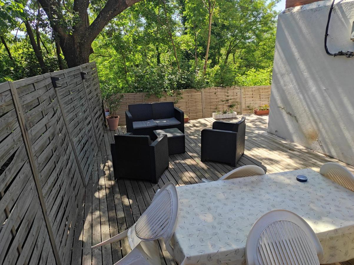Apartement 'Les Lavandes" Rdc 2Ch - Terrasse Et Parking A Lurs Luaran gambar