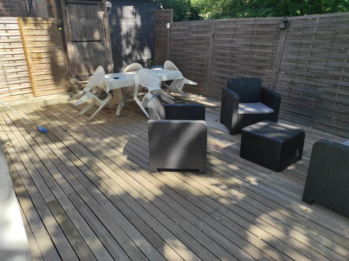 Apartement 'Les Lavandes" Rdc 2Ch - Terrasse Et Parking A Lurs Luaran gambar